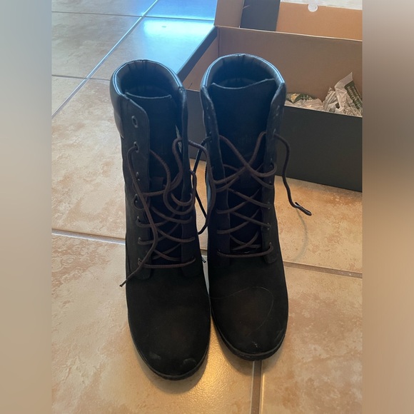 Timberlands Booties - Picture 3 of 4